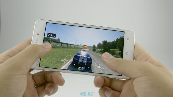 vivo x5手機(jī)怎么樣（主打K歌功能的vivox5評(píng)測(cè)）(48)