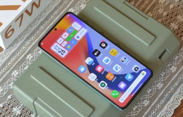 redmi  k50參數(shù)配置怎么樣（redmi  k50 至尊版值得買嗎）(1)