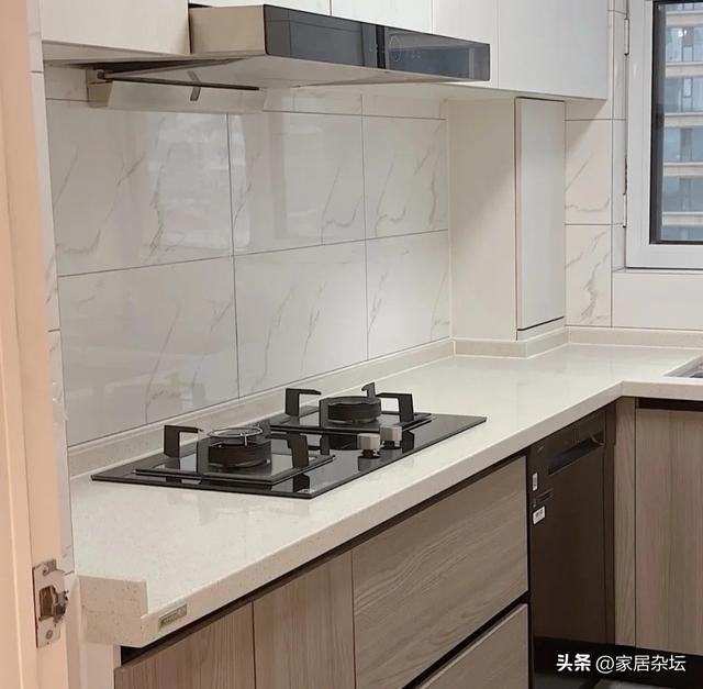 側(cè)吸和頂吸油煙機哪個效果好（油煙機頂吸和側(cè)吸怎么選）(7)