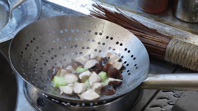 甲魚的家常做法（怎樣做甲魚才最好吃簡單的）(16)