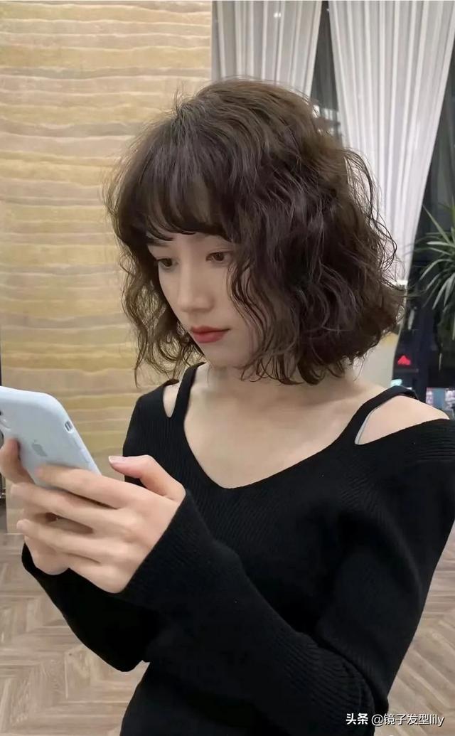 最新流行燙發(fā)發(fā)型（今年流行什么樣的短式女發(fā)）(5)