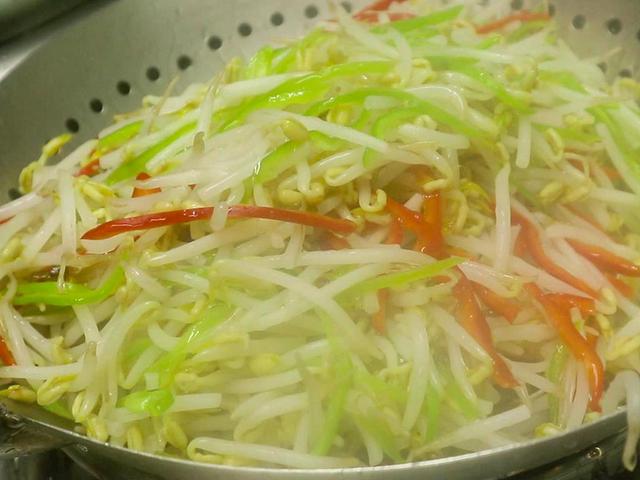 涼拌菜做法大全菜譜大全（最受歡迎的10種涼拌菜做法）(5)