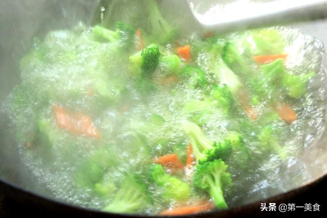 涼拌菜做法大全菜譜大全（最受歡迎的10種涼拌菜做法）(8)