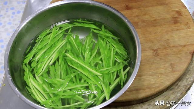 涼拌菜做法大全菜譜大全（最受歡迎的10種涼拌菜做法）(16)