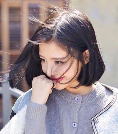 適合方臉女生的發(fā)型（11款充滿氣質(zhì)的方臉適合的發(fā)型）(3)