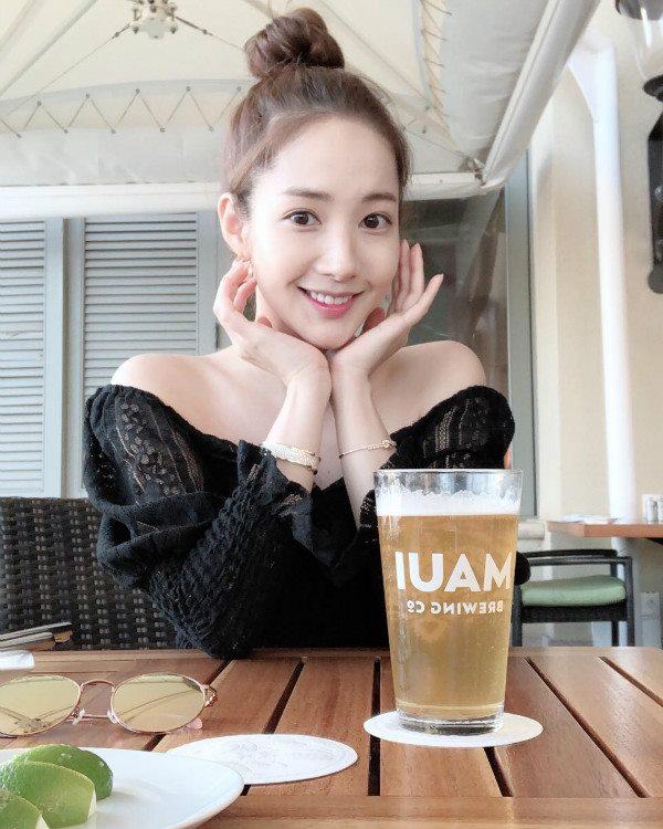 怎樣扎丸子頭簡單好看（怎么扎減齡又好看的丸子頭）(4)