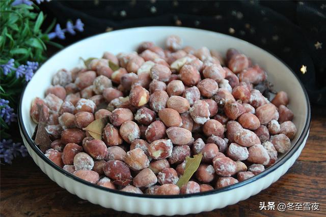 空氣炸鍋炸花生米怎么炸（空氣炸鍋炸五香花生米的正確做法）(2)