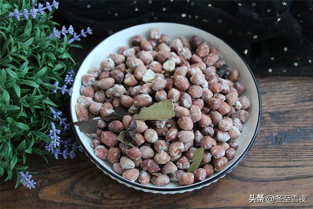 空氣炸鍋炸花生米怎么炸（空氣炸鍋炸五香花生米的正確做法）(9)